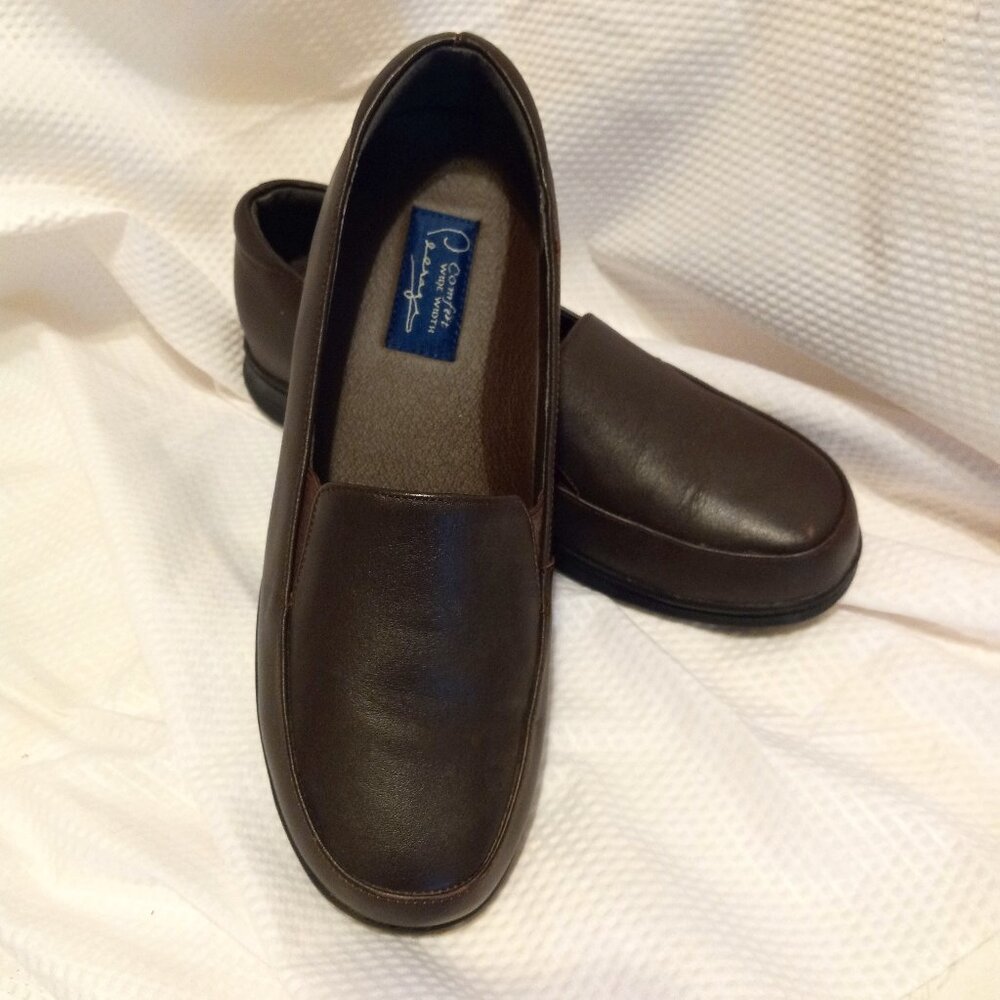Peerage Womens Slip On Brown Leather Shoes Size 7.5